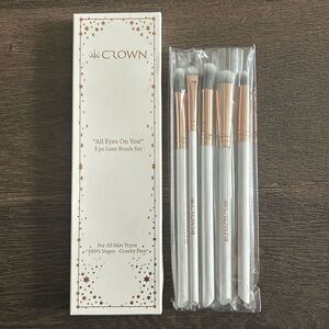CROWN - All Eyes On You - 5 Piece Luxe Brush Set - New!